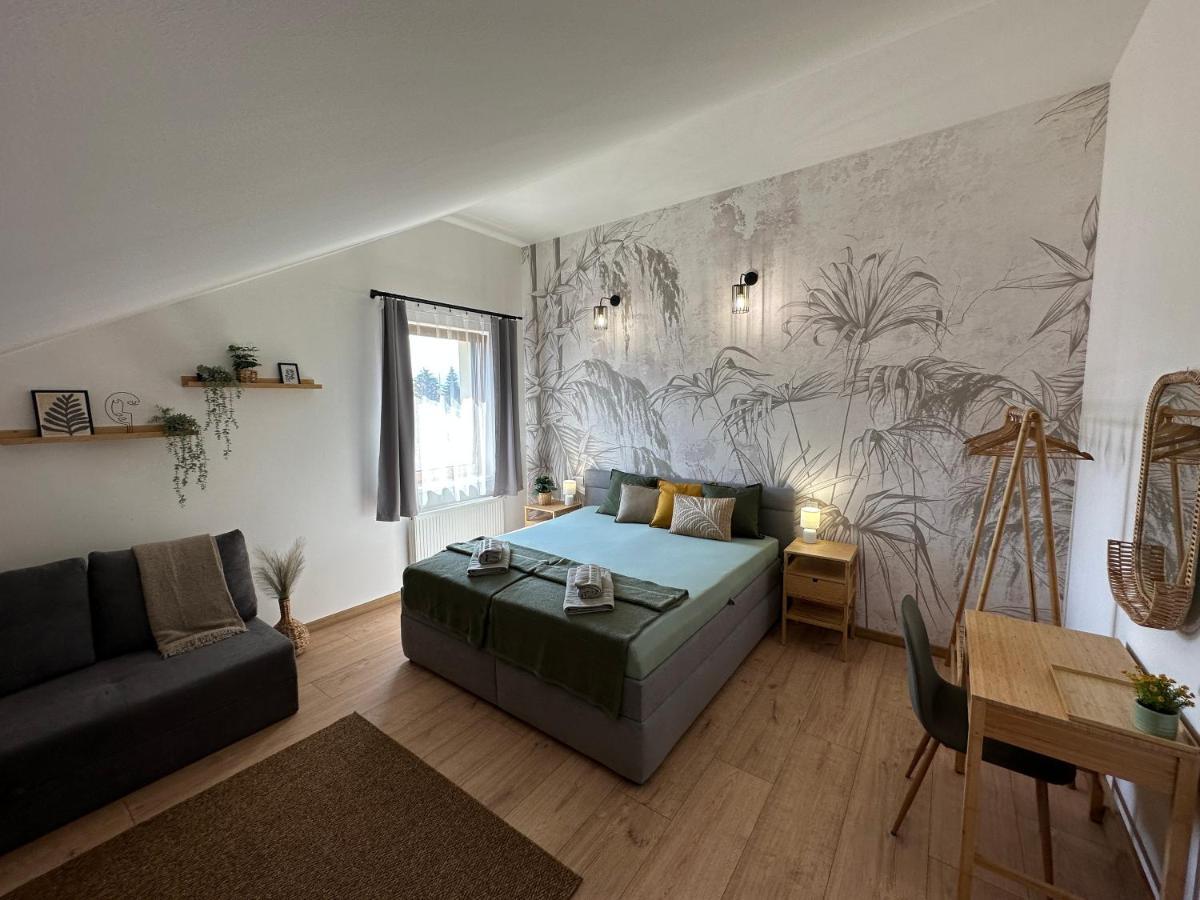 Green Apartment - City Centre - Main Square Liptovský Mikuláš Exterior foto